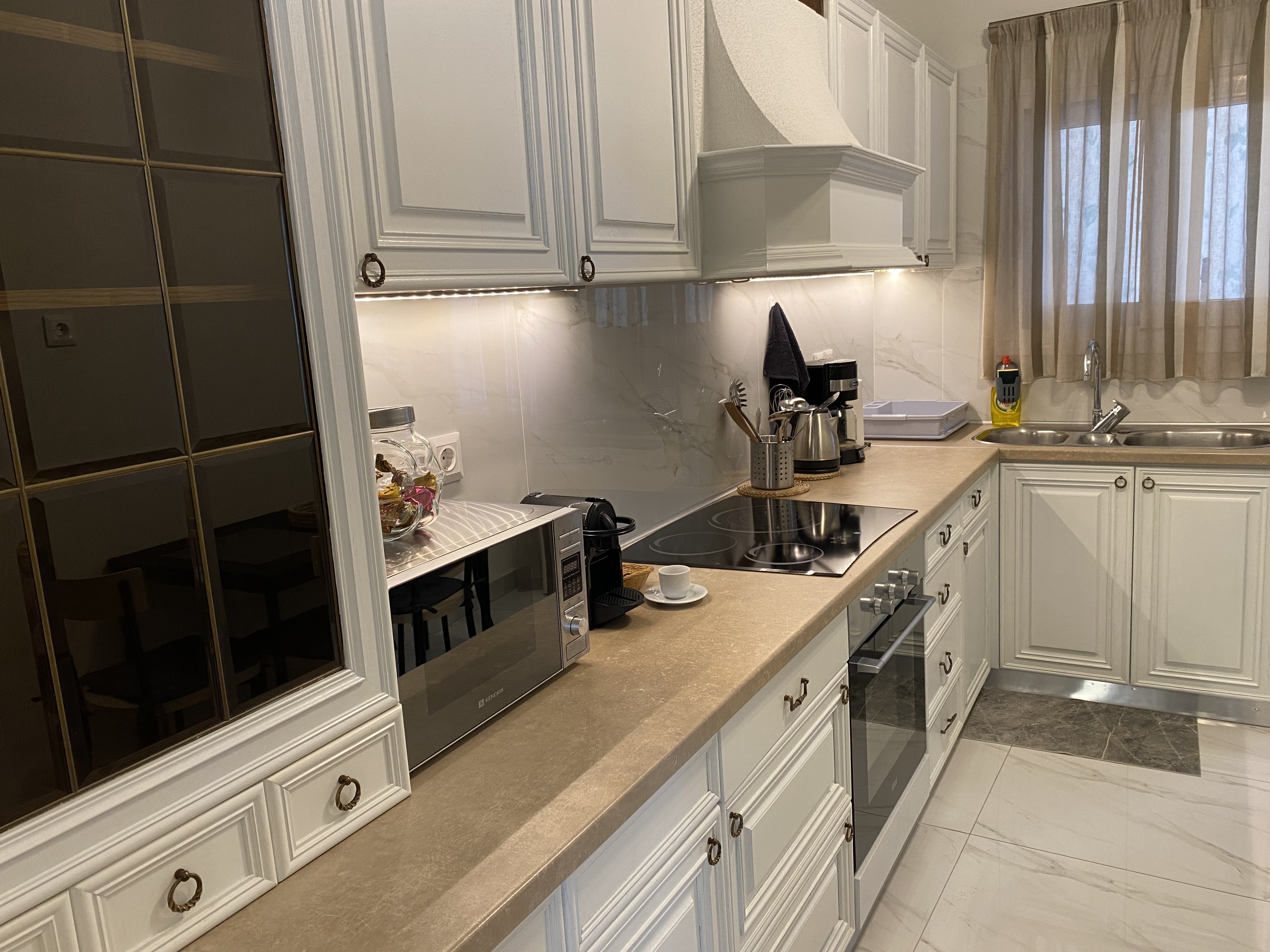 Apartment 1 - Image 3